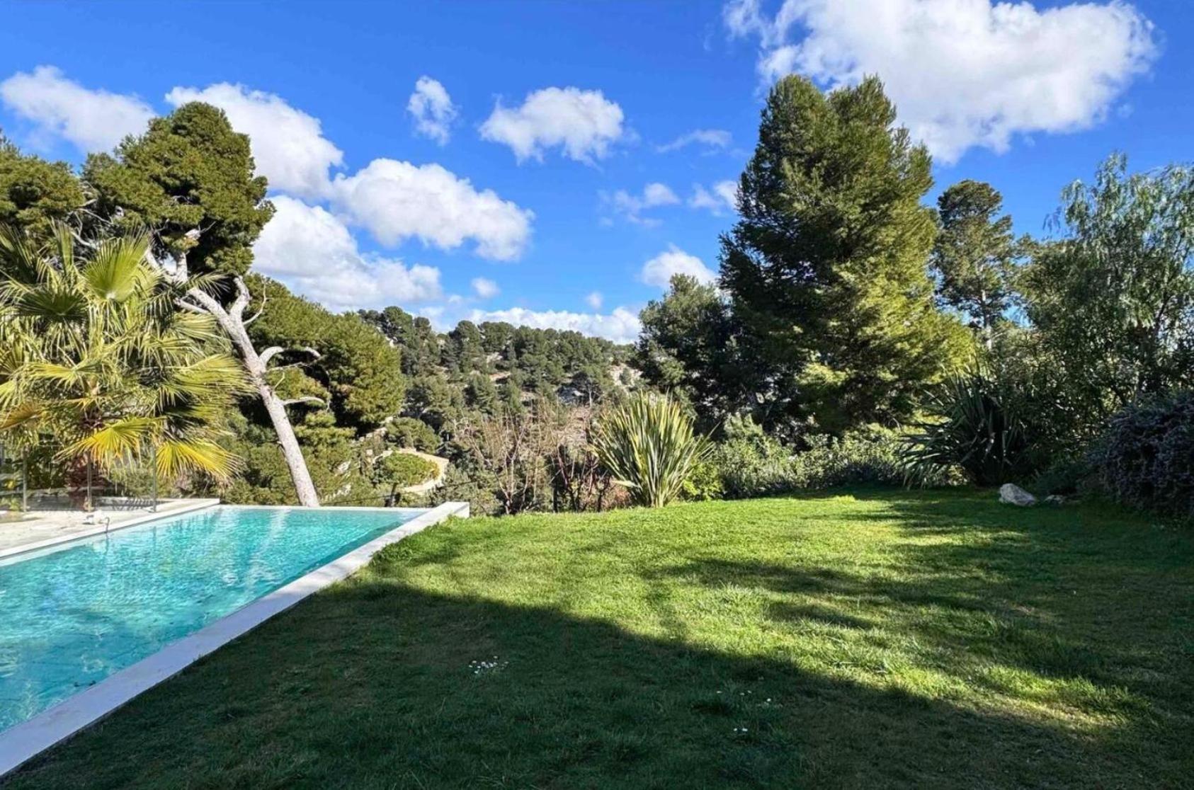 Magnifique Villa D'Architecte & Piscine A Debordement Марсилия Екстериор снимка